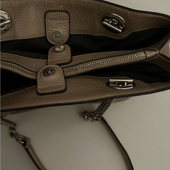 Coach Gold Metallic Brooke Chain Carryall Shoulder Bag Style No. F39019 - Picture 5 of 16